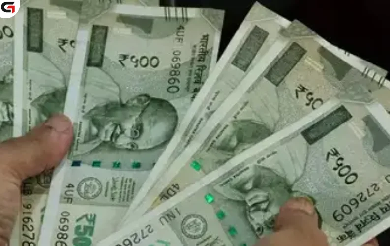 Indian Rupee Strengthens Against Dirham — What Should NRIs Do Now?