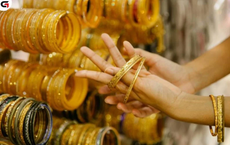 Dubai Gold Price Dips Slightly After Ceasefire Hopes, Still Above Dh370