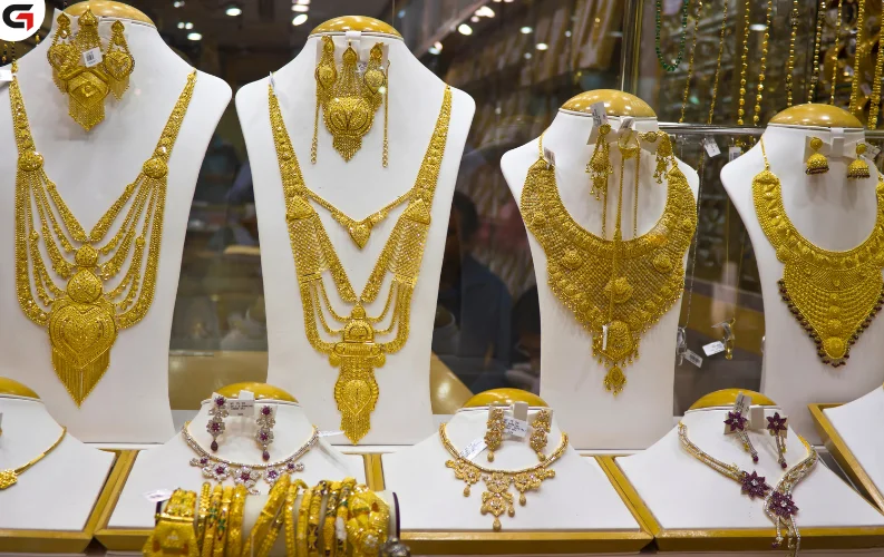 Gold Prices Slip to Dh475.25 in Dubai After Global Drop