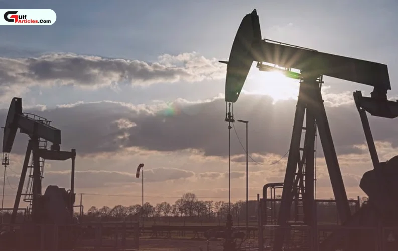 Oil Markets Split as Geopolitical Tensions Deepen; Murban Slides 11%, Brent Holds Above $104